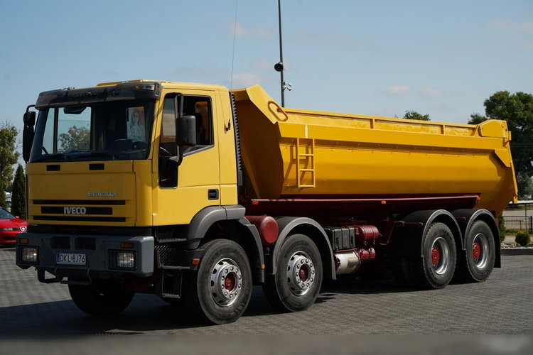 Iveco EUROTRAKKER 340 / 8x4 / TYLNOZSYPOWA / HYDROKLAPA / MANUAL zdjęcie 9
