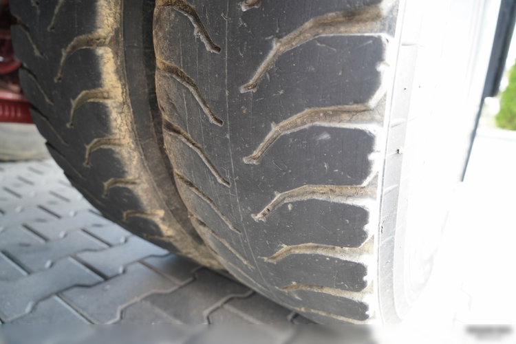 Iveco EUROTRAKKER 340 / 8x4 / TYLNOZSYPOWA / HYDROKLAPA / MANUAL zdjęcie 24