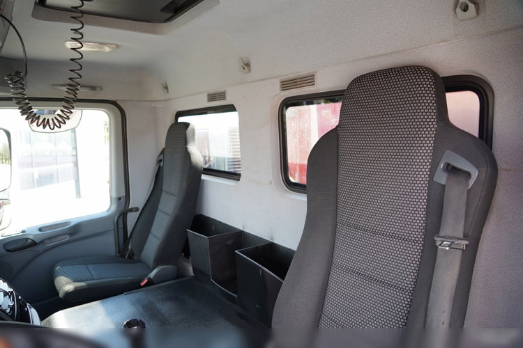 Mercedes -BENZ ACTROS 4141 / 8X6 / WYWROTKA TYLNOZSYPOWA / MEILLER KIPPER 5.3M / MANUAL / PO KONTRAKCIE SERWISOWYM zdjęcie 35