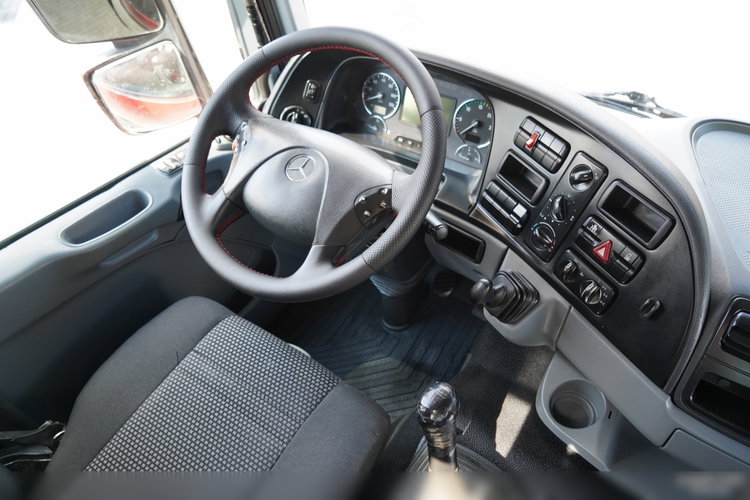 Mercedes -BENZ ACTROS 4141 / 8X6 / WYWROTKA TYLNOZSYPOWA / MEILLER KIPPER 5.3M / MANUAL / PO KONTRAKCIE SERWISOWYM zdjęcie 38