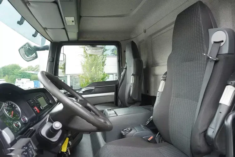 MAN TGS 26.340 E6 / Beczka asenizacyjna Rivard 11.8 m3 / 170 tys. km / oś skrętna zdjęcie 21