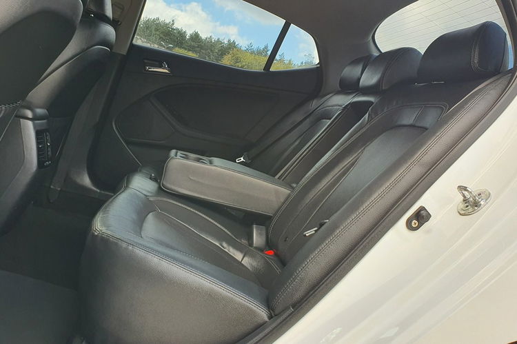 Kia Optima 2.0 Hybrid 190KM # XL # Full Opcja # Udokumentowany Przebieg zdjęcie 8