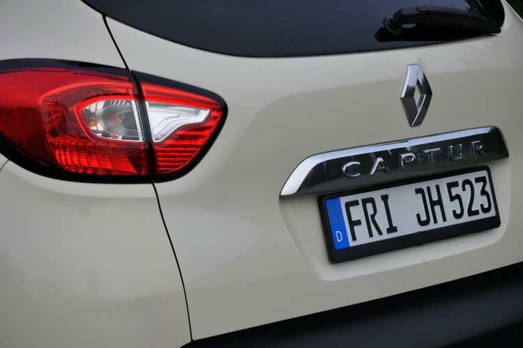 Renault Captur 0.9i(90KM) Led Navi Kamera Parktr. Welur Keyless Go I Wł Alu17"ASO zdjęcie 16
