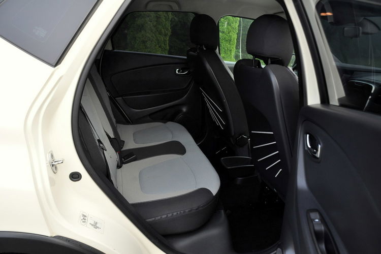 Renault Captur 0.9i(90KM) Led Navi Kamera Parktr. Welur Keyless Go I Wł Alu17"ASO zdjęcie 19