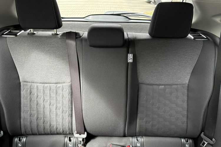 Toyota Yaris 1.5 Hybrid 116KM STYLE, salon Polska, gwarancja, FV23% zdjęcie 29