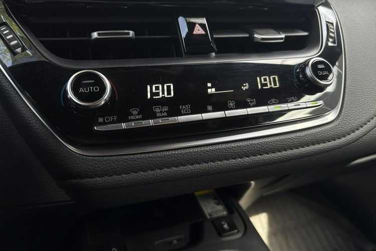 Toyota Corolla 2.0 HSD GR SPORT DYNAMIC, salon Polska, gwarancja, FV23% zdjęcie 17