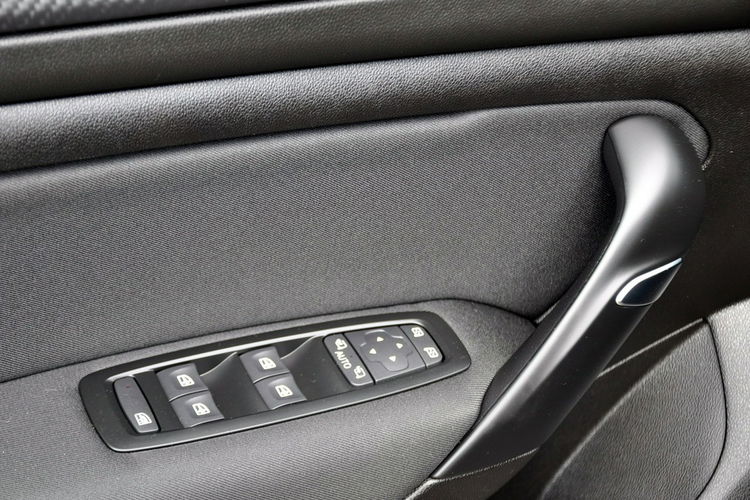 Renault Megane 1.5dCi(115KM) Led Duża Navi Park.Asistanse Welur Reling I Wł Alu16"ASO zdjęcie 35