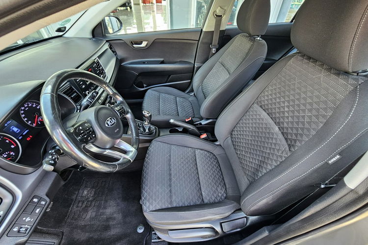 Kia Rio model 2018, grzana kierownica i fotele, asystent pasa, radar zdjęcie 23