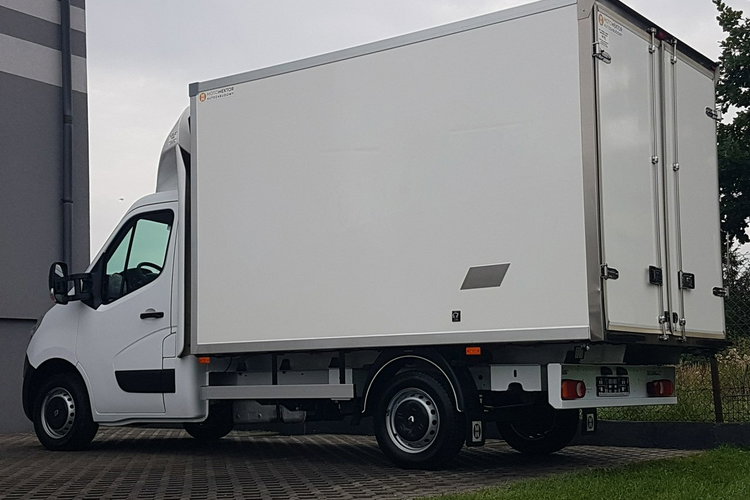 Renault Master CHŁODNIA AGREGAT 6EP IZOTERMA 3.32x2.11x2.00 KLIMA DMC 3500 KG zdjęcie 28