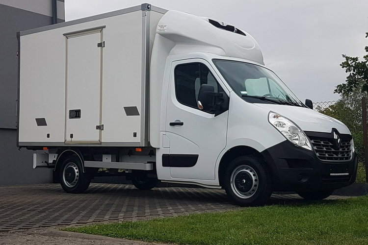 Renault Master CHŁODNIA AGREGAT 6EP IZOTERMA 3.32x2.11x2.00 KLIMA DMC 3500 KG zdjęcie 30