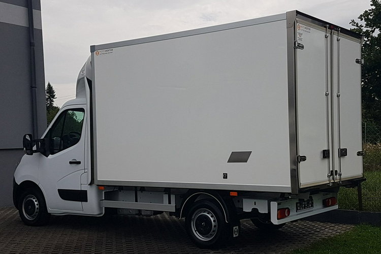 Renault Master CHŁODNIA AGREGAT 6EP IZOTERMA 3.32x2.11x2.00 KLIMA DMC 3500 KG zdjęcie 3