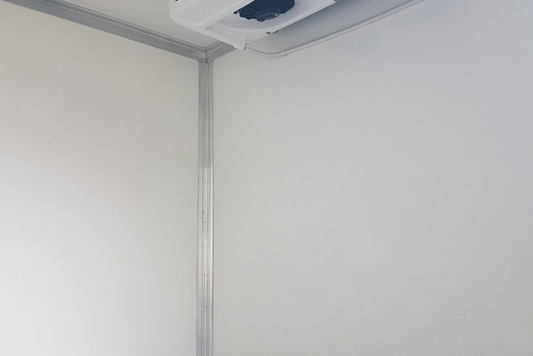 Renault Master CHŁODNIA AGREGAT 6EP IZOTERMA 3.32x2.11x2.00 KLIMA DMC 3500 KG zdjęcie 6