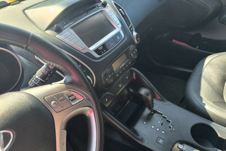 Hyundai ix35 2.0 CRDi 184KM 4x4 Klimatronic Kamera Automat Skóra zdjęcie 16