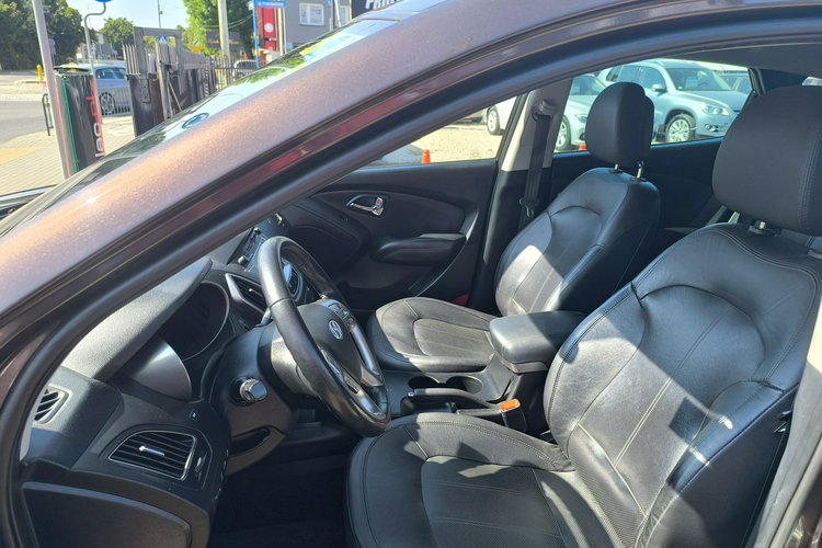 Hyundai ix35 2.0 CRDi 184KM 4x4 Klimatronic Kamera Automat Skóra zdjęcie 21