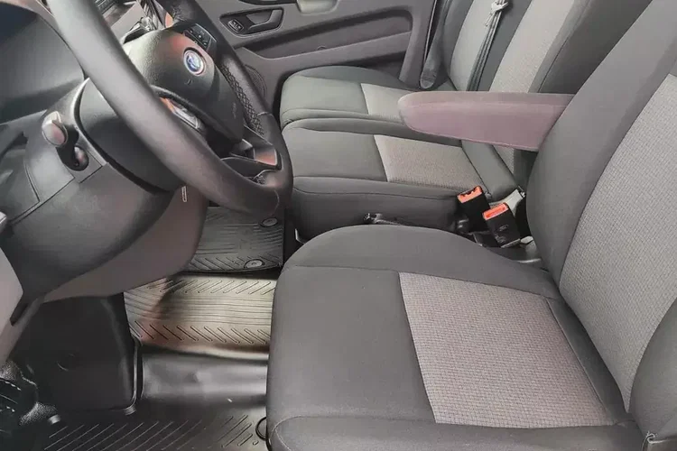 Ford Transit zdjęcie 16