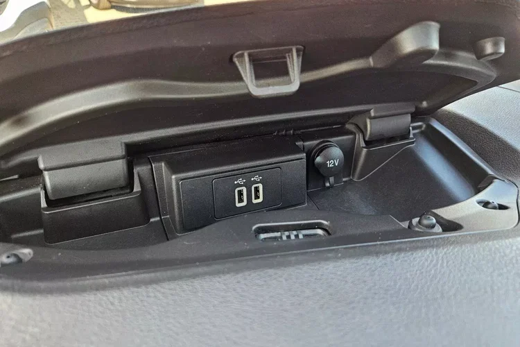 Ford transit L4H3 59999zł NETTO Brygadówka 6 osób 2.0TdCi/170KM zdjęcie 24