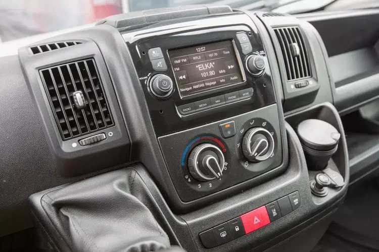 Peugeot Boxer L4H2 MAXI Oszczędny silnik 2.2 Blue HDI zdjęcie 8