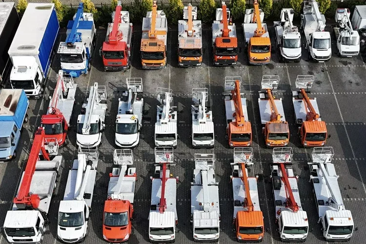 Nissan Zwyżka Podnośnik Koszowy 4X4 CABSTAR MAXITY SPRINTER zdjęcie 18