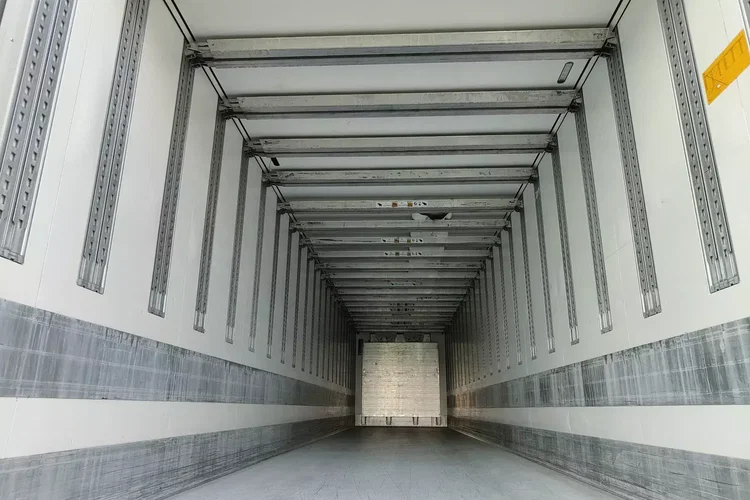 Schmitz CHŁODNIA / DOPPELSTOCK / 6100 mth / IDEALNY STAN / zdjęcie 26