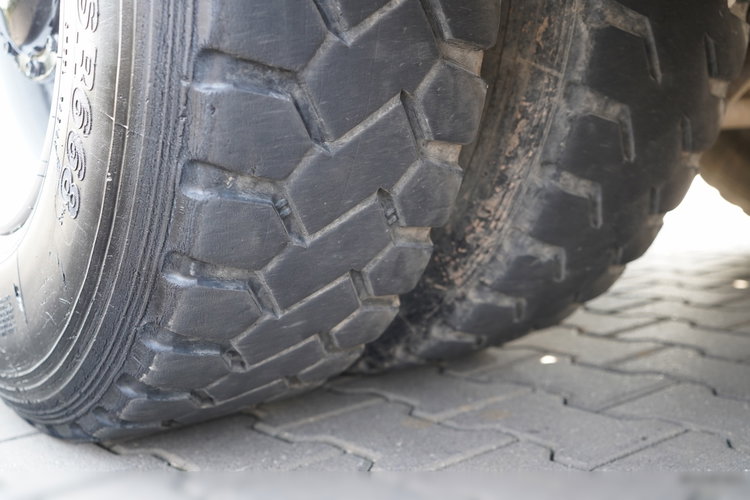 MAN TGA 35. 360 / 8x4 / LIEBHERR 9m3 / BETONOMIESZARKA / GRUSZKA / UAL / BETONIARKA / zdjęcie 25