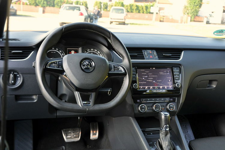 Skoda Octavia 2.0TDI(184KM) VRS Bi-Xenon Led Navi Skóry Asys.Pasa I Wł F1 Alu18"ASO zdjęcie 30