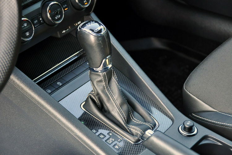 Skoda Octavia 2.0TDI(184KM) VRS Bi-Xenon Led Navi Skóry Asys.Pasa I Wł F1 Alu18"ASO zdjęcie 36