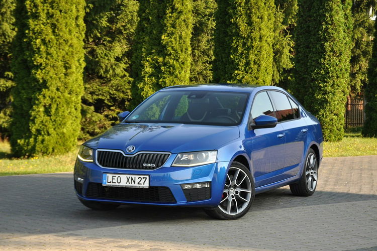 Skoda Octavia 2.0TDI(184KM) VRS Bi-Xenon Led Navi Skóry Asys.Pasa I Wł F1 Alu18"ASO zdjęcie 9