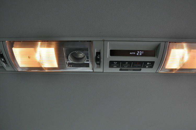 Volkswagen Caravelle 2.0TDI 150KM Comfortline 8-os Nawigacja Kamera Hak SalonPL Gwar. Serwi zdjęcie 21