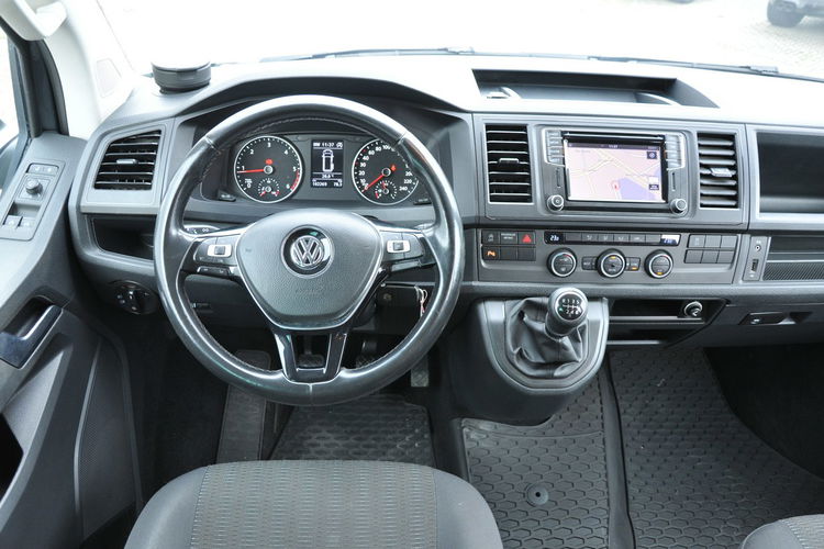 Volkswagen Caravelle 2.0TDI 150KM Comfortline 8-os Nawigacja Kamera Hak SalonPL Gwar. Serwi zdjęcie 22