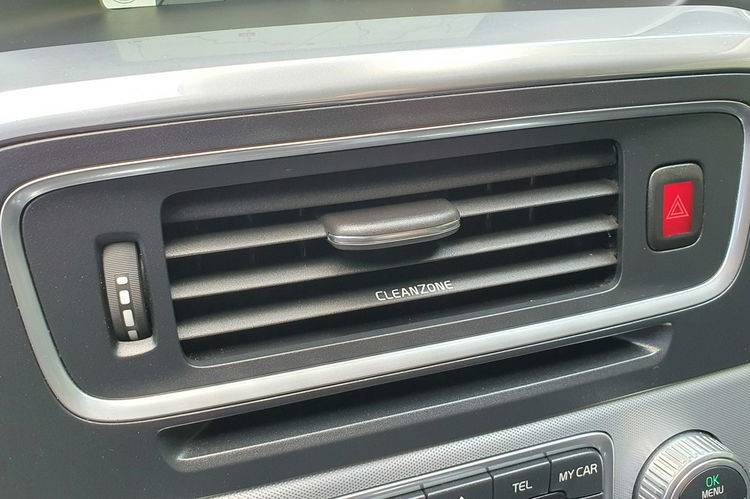 Volvo V60 2.0 D4 190KM # Momentum # NAVI # BiXenon # Skóra # Pełna Dokumentacja zdjęcie 23