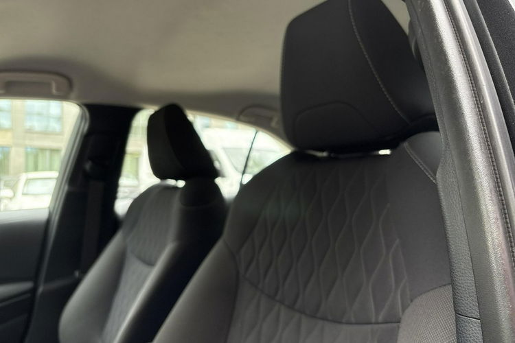 Toyota Corolla 1.8 Hybrid COMFORT TECH, salon Polska, gwarancja, FV23% zdjęcie 12