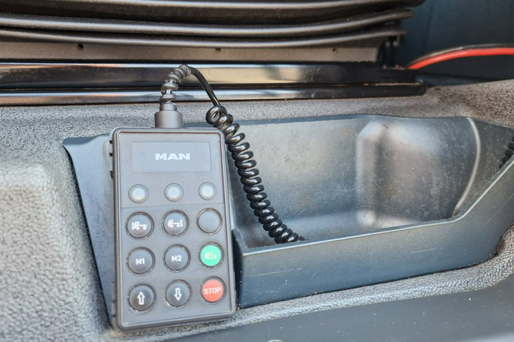 MAN TGX 18.440 LOW DECK XXL RETARDER Euro 6 4x2 LLS U klima postojowa , bogate wyposażenie 2015 r zdjęcie 7