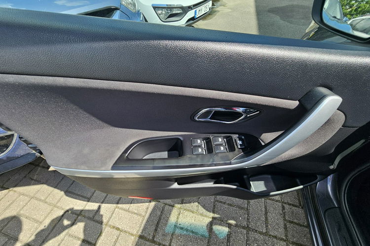 Kia Cee'd Grzane fotele, nawigacja, kamera, klimatronik zdjęcie 23