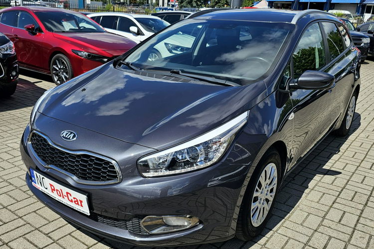 Kia Cee'd Grzane fotele, nawigacja, kamera, klimatronik zdjęcie 4