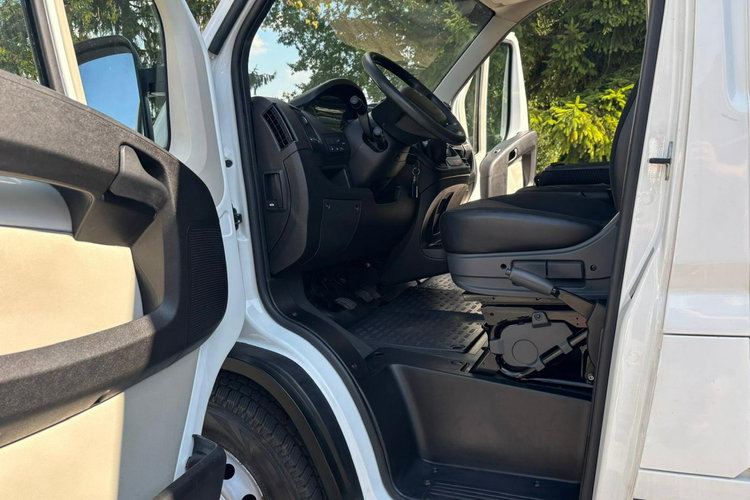 Peugeot Boxer 2.0 130KM 2018 L4H2 Klimatyzacja Tempomat Parktronic Blaszak zdjęcie 6