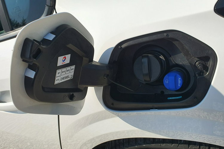 Peugeot 208 1.5 BlueHDI # Active # Pełna Dokumentacja # Mega Stan zdjęcie 39