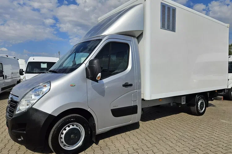 Opel movano Kontener 8 ePAL 69999zł NETTO 2.3 CDTi/140KM zdjęcie 5