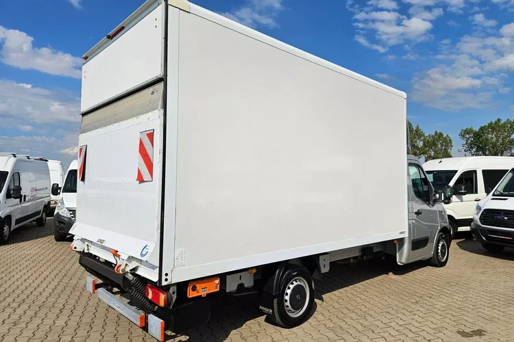 Opel movano Kontener 8 ePAL 69999zł NETTO 2.3 CDTi/140KM zdjęcie 9