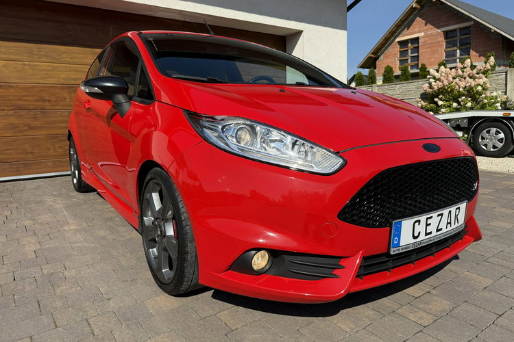 Ford Fiesta 1.6 ST 182KM fotele Recaro z Niemiec ładna zdjęcie 14