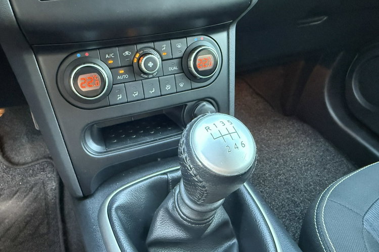 Nissan Qashqai 12r. 1.6 dci bezwypadkowy zadbany klimatronik zdjęcie 10