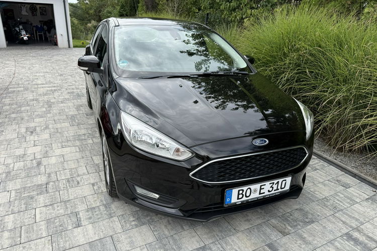 Ford Focus TIANIUM Bezwypadkowy bogato wyposażony zdjęcie 24