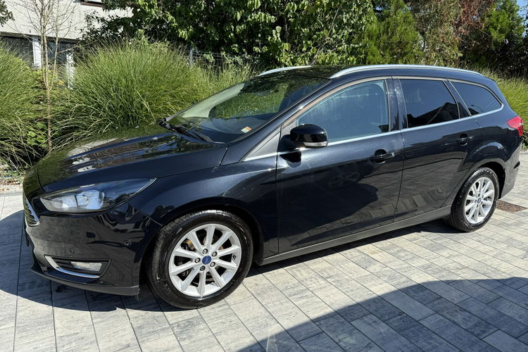 Ford Focus TIANIUM Bezwypadkowy bogato wyposażony zdjęcie 1