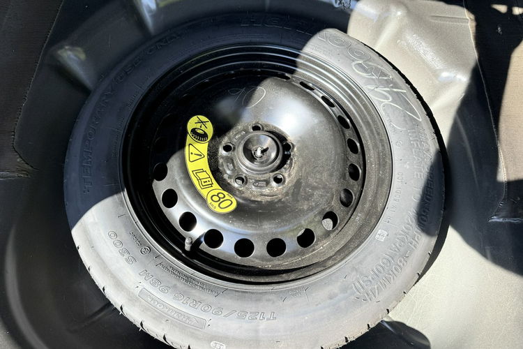 Ford Focus TIANIUM Bezwypadkowy bogato wyposażony zdjęcie 21