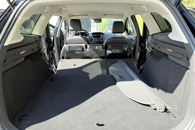 Ford Focus TIANIUM Bezwypadkowy bogato wyposażony zdjęcie 23