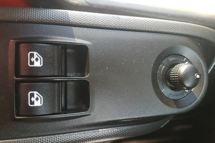 Iveco Daily 50C18 V DAILY 12EP PLANDEKA FIRANKA 5.11x2.48x2.35 SPANIE DMC 3500KG SKRZYNIA zdjęcie 9