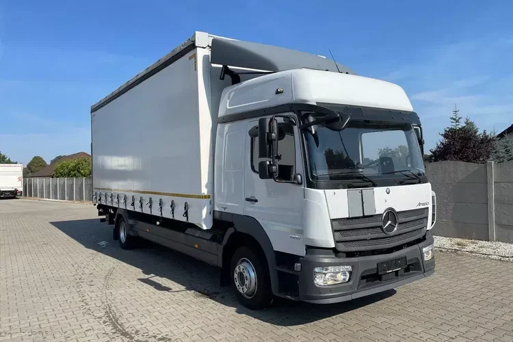 Mercedes ATEGO 1221, KABINA SYPIALNA zdjęcie 3