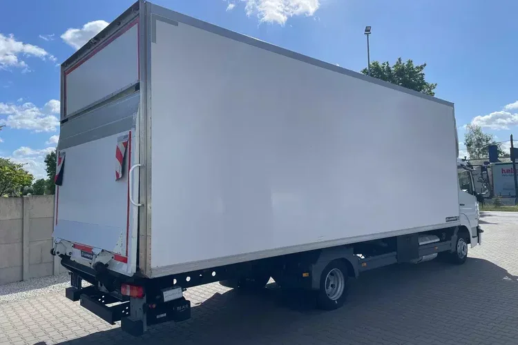 Mercedes ATEGO 818, IZOTERMA OGRZEWANA zdjęcie 6