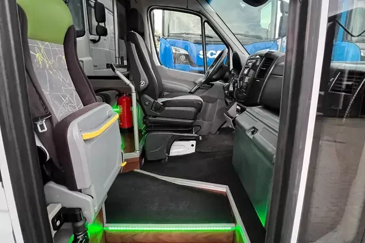 Mercedes Sprinter 519 CDI autobus long 20+10 XXL 3.0 V6 automat 2x klimatyzacja panorama zdjęcie 19