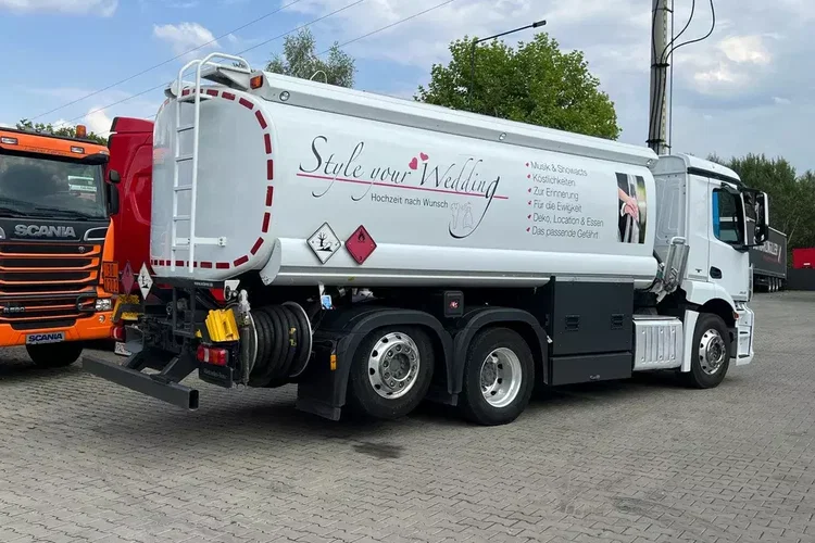 Cysterna paliwowa ESTERER z Niemiec do wszystkich paliw Mercedes Antos 2543 zdjęcie 10