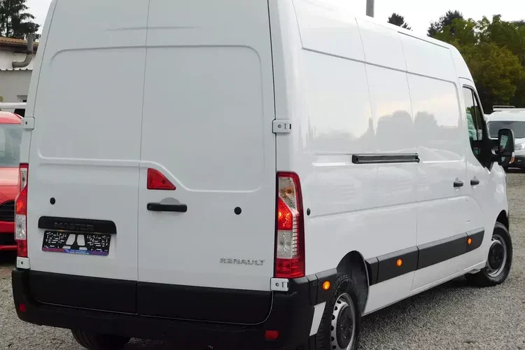 Renault Master zdjęcie 2